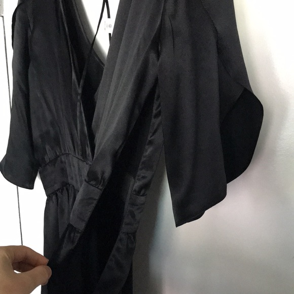 Long Silk Dress. Size 10. 100% Silk. Like New. - Picture 4 of 4